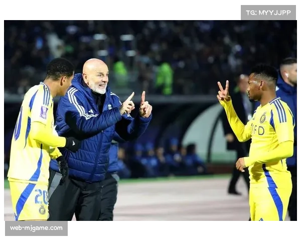 皮奥利即将下课,佛罗伦萨帅位面临更迭 皮奥利即将下课,佛罗伦萨帅位面临更迭