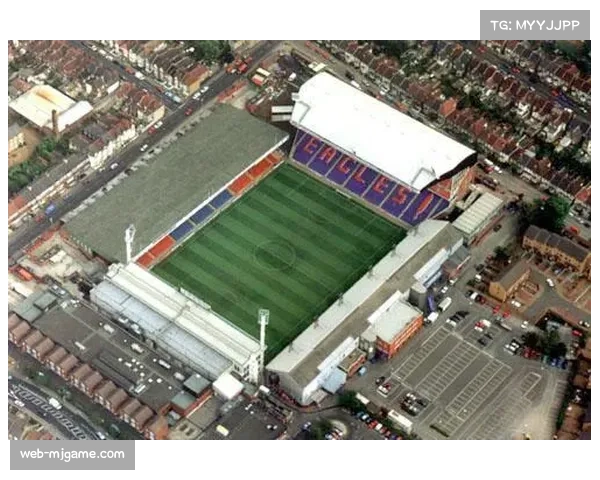 从塞尔赫斯特到克拉文农场：英超球场改造如何兼顾传统与国际化需求