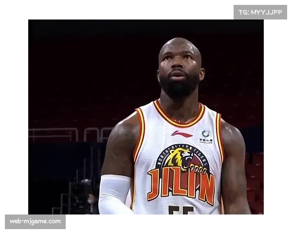 CBA官方公布月度最佳国际球员:新疆队外援多米尼克·琼斯当选 CBA官方公布月度最佳国际球员:新疆队外援多米尼克·琼斯当选