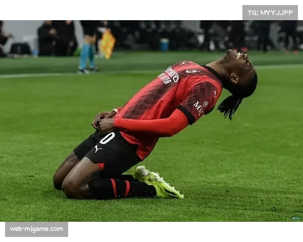 专访米兰前锋莱奥：“我的目标是成为世界上最好的球员之一。”